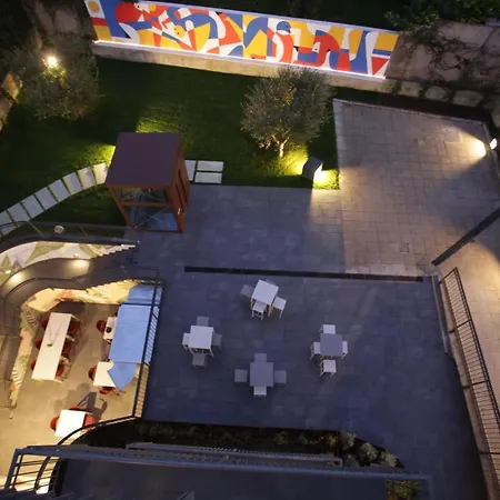 Stravagante Hostel&rooms Hostel